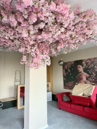 Instalacja kwiatowa róż na sufit, ścianę 10m2